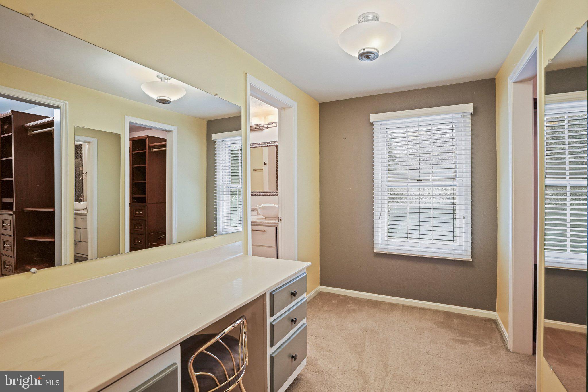 12737 Triple Crown Road Gaithersburg, MD 20878 - Photo 33 of 61