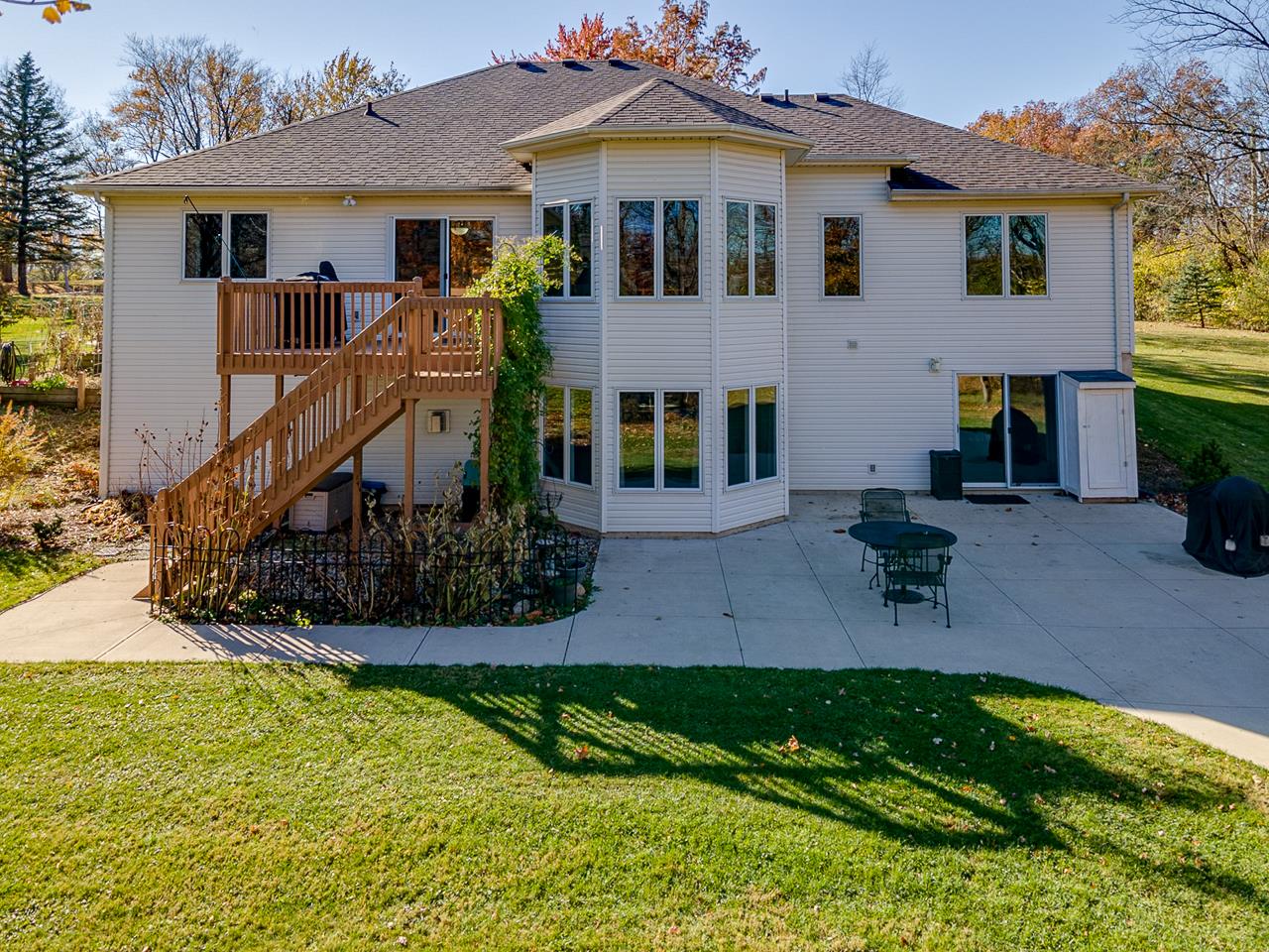 8317 Winchester Road Fort Wayne, IN 46819 - Photo 4 of 36