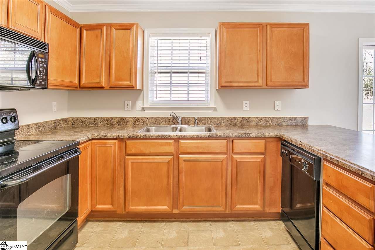 211 Manitou Way Fountain Inn, SC 29644 - Photo 11 of 26 Gallery Image 11