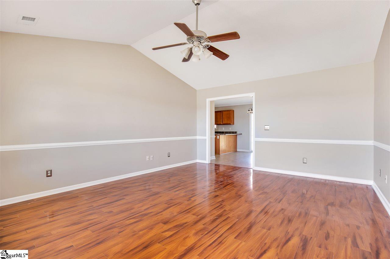 211 Manitou Way Fountain Inn, SC 29644 - Photo 5 of 26 Gallery Image 5