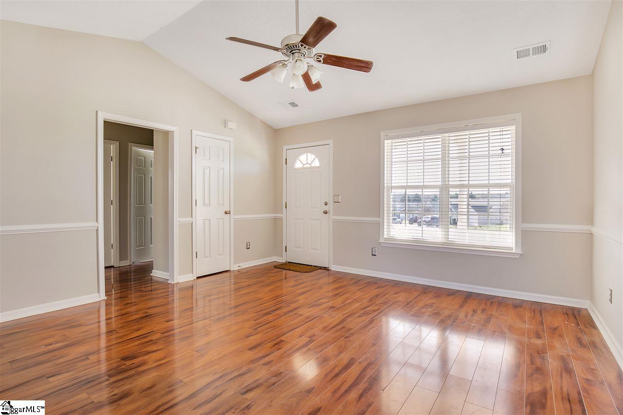 211 Manitou Way Fountain Inn, SC 29644 - Photo 7 of 26 Gallery Image 7
