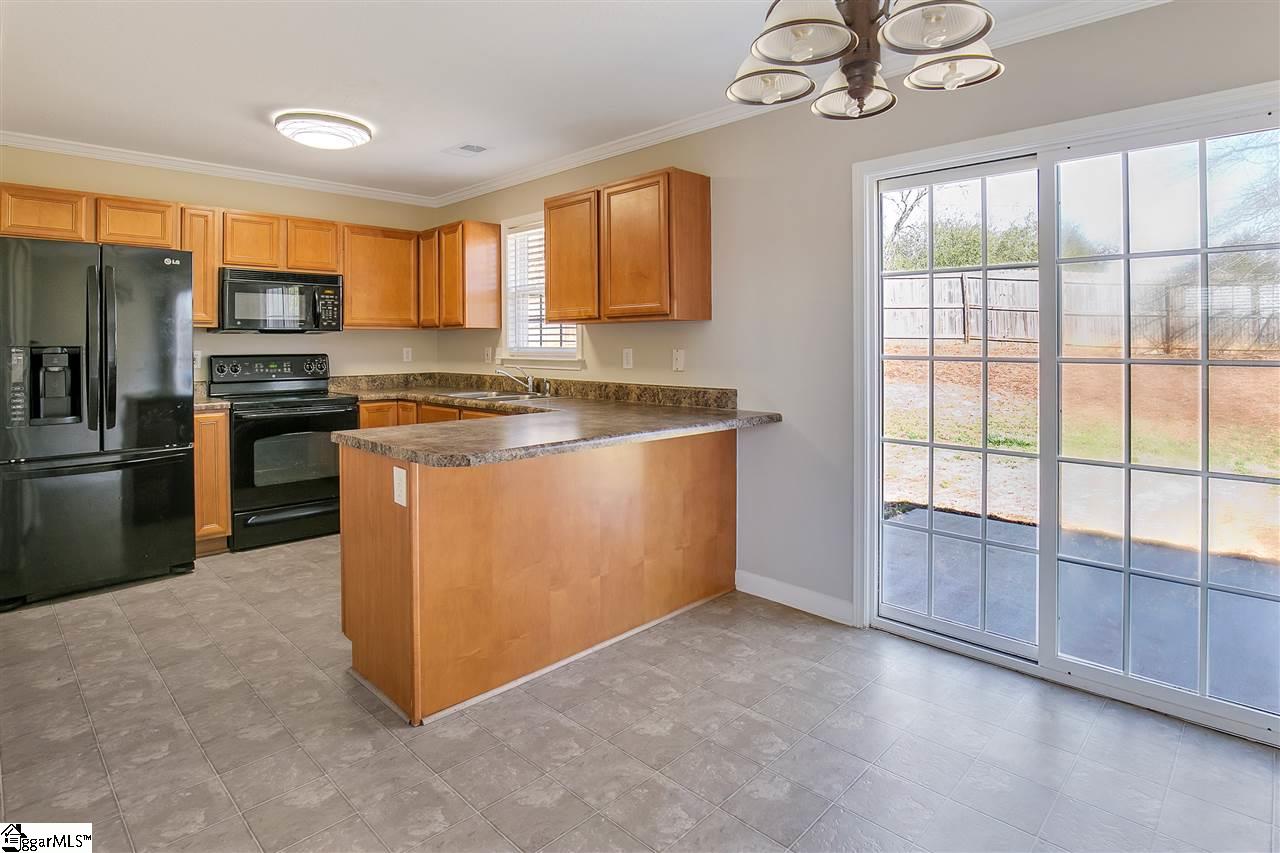 211 Manitou Way Fountain Inn, SC 29644 - Photo 8 of 26 Gallery Image 8