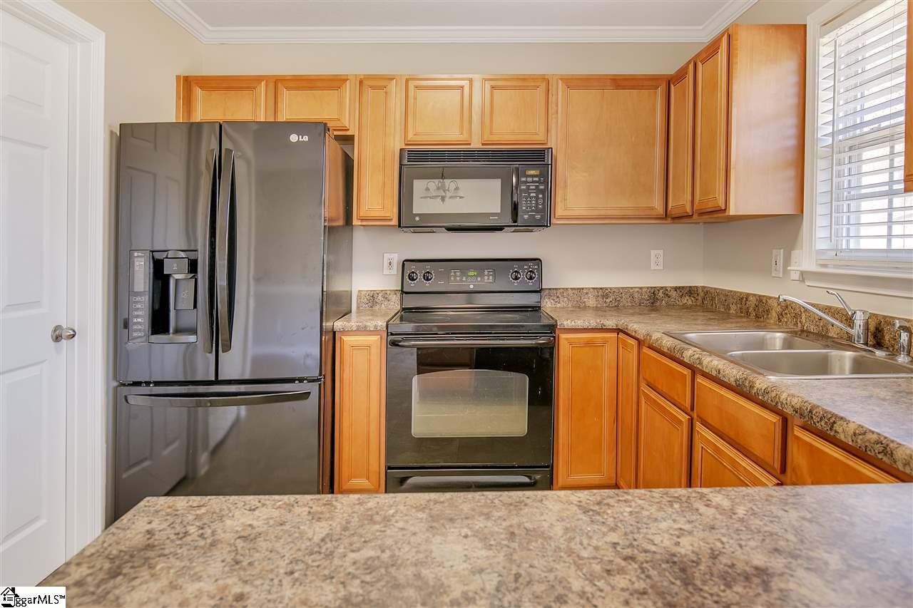 211 Manitou Way Fountain Inn, SC 29644 - Photo 9 of 26 Gallery Image 9