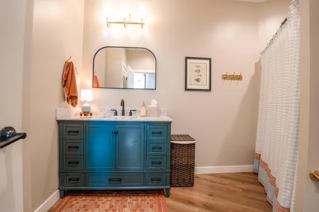 $849,000 | 131 Pine Street Northwest, New London, MN 56273