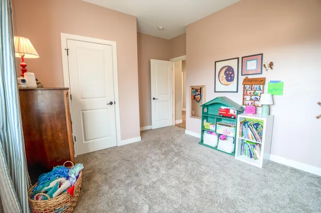 $849,000 | 131 Pine Street Northwest, New London, MN 56273