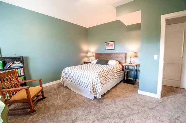 $849,000 | 131 Pine Street Northwest, New London, MN 56273