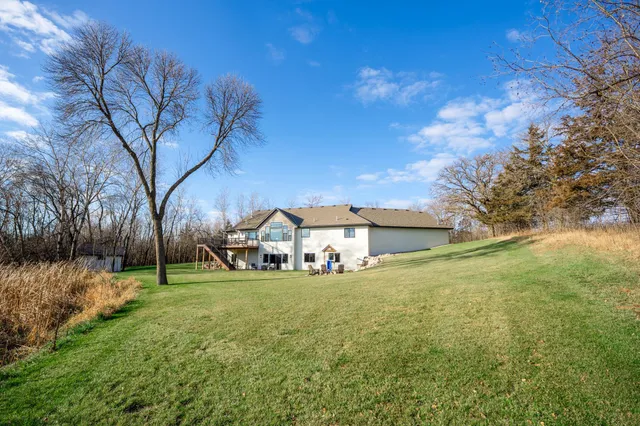 $849,000 | 131 Pine Street Northwest, New London, MN 56273