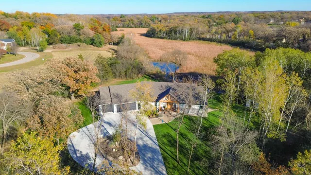 $849,000 | 131 Pine Street Northwest, New London, MN 56273