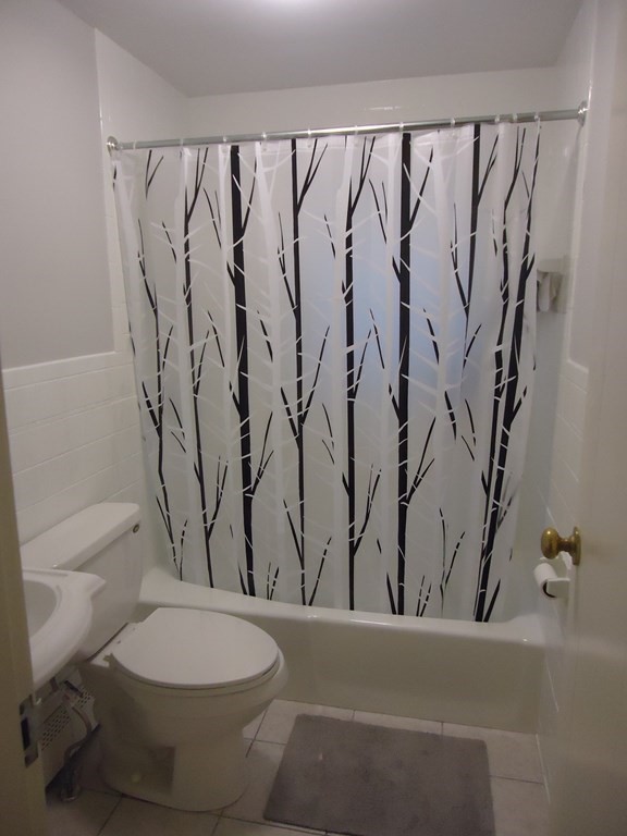 182 Manning Street Hudson, MA 01749 - Photo 9 of 24 Gallery Image 9