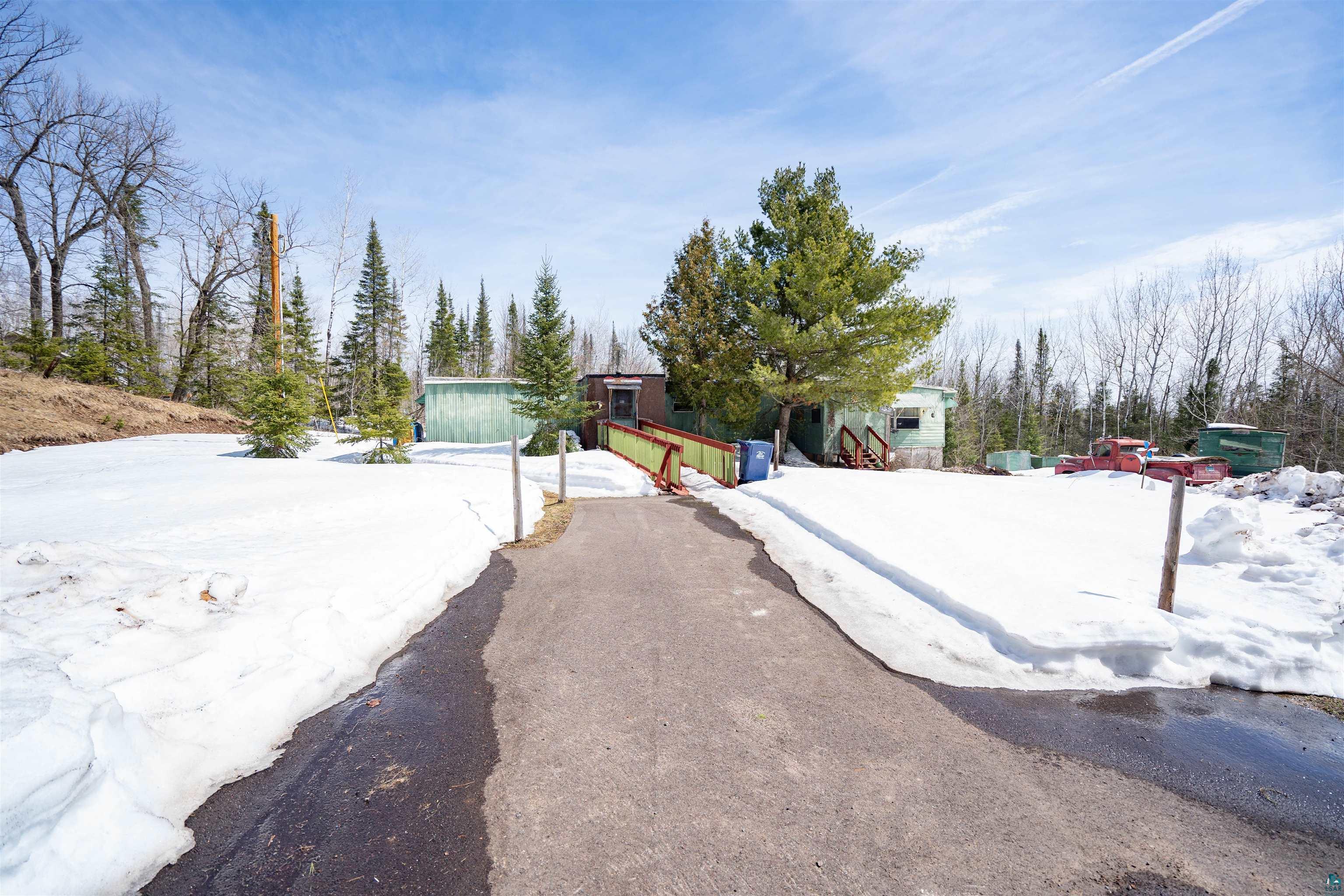 5670 North Tischer Road Duluth, MN 55804 - Photo 2 of 8