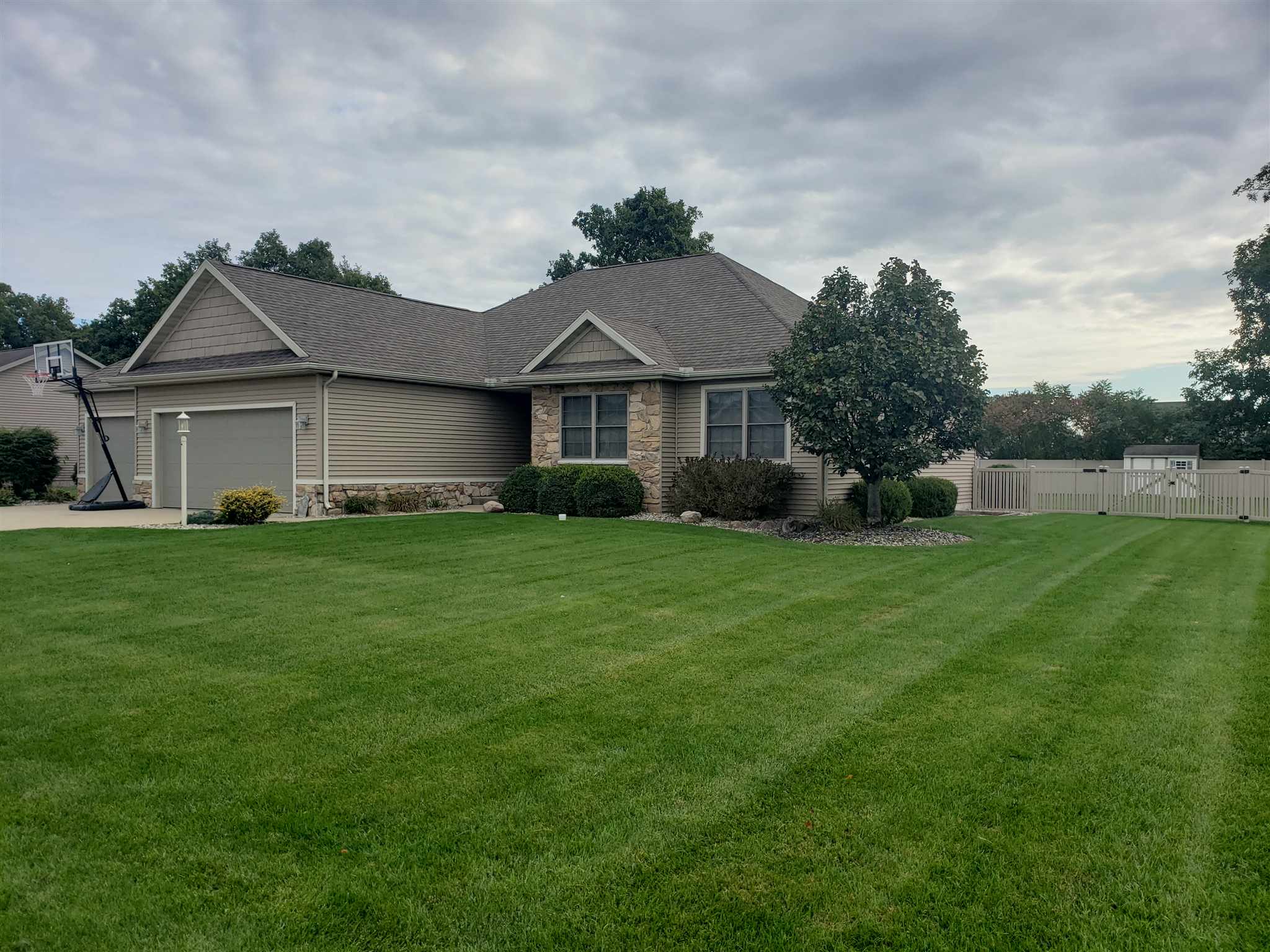 58086 Prairie Ridge Road Goshen, IN 46528 - Photo 3 of 28 Gallery Image 3