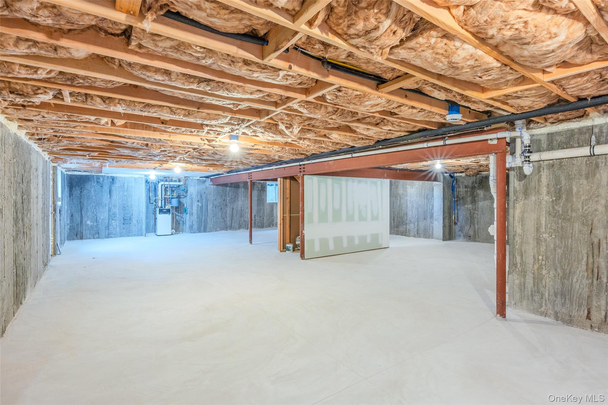 21 Devon Road Bethpage, NY 11714 - Photo 40 of 41