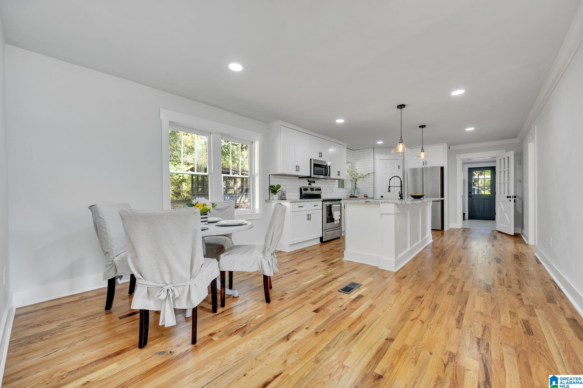 925 Loop Road Warrior, AL 35180 - Photo 8 of 28