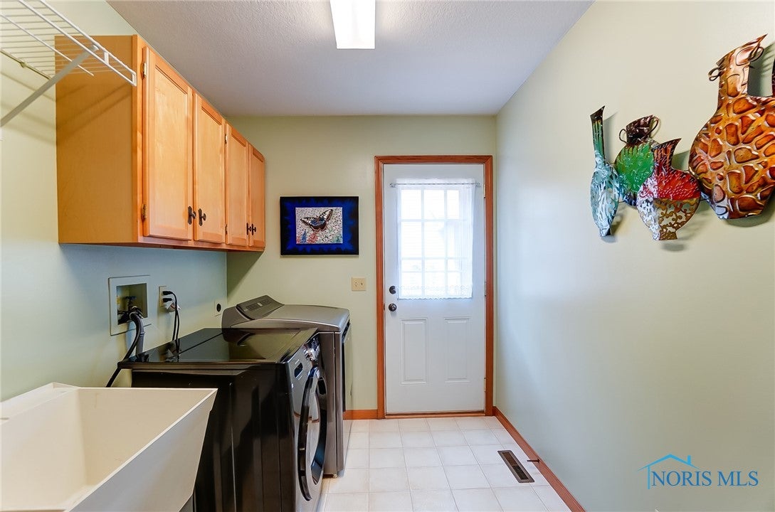 2092 Old Trail Road Perrysburg, OH 43551 - Photo 21 of 48 Gallery Image 21