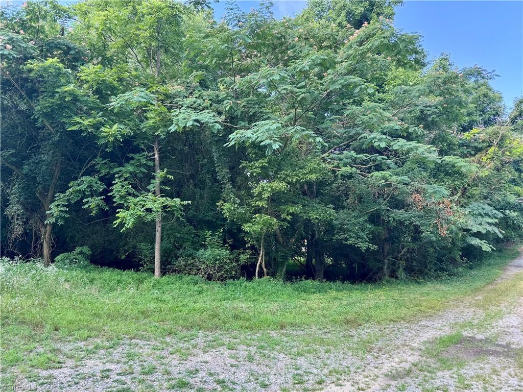 3400 Herron Point High Point, NC 27265 - Photo 2 of 7