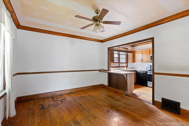 $114,900 | 13346 Irving Avenue, Blue Island, IL 60406