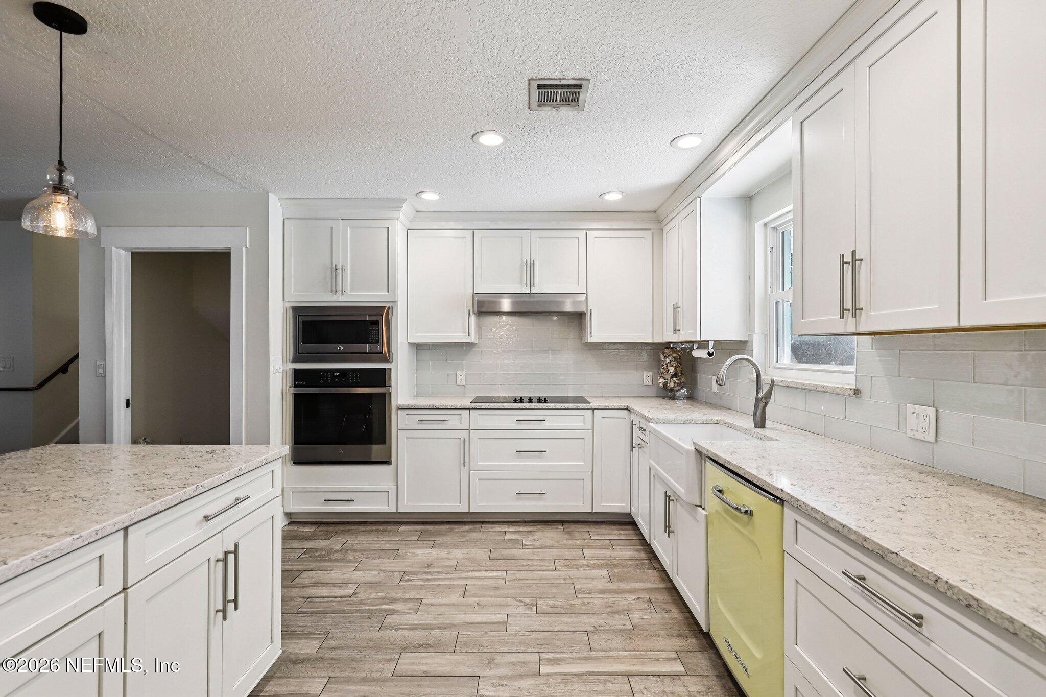 1911 Tanglewood Road Jacksonville Beach, FL 32250 - Photo 14 of 48 Kitchen
