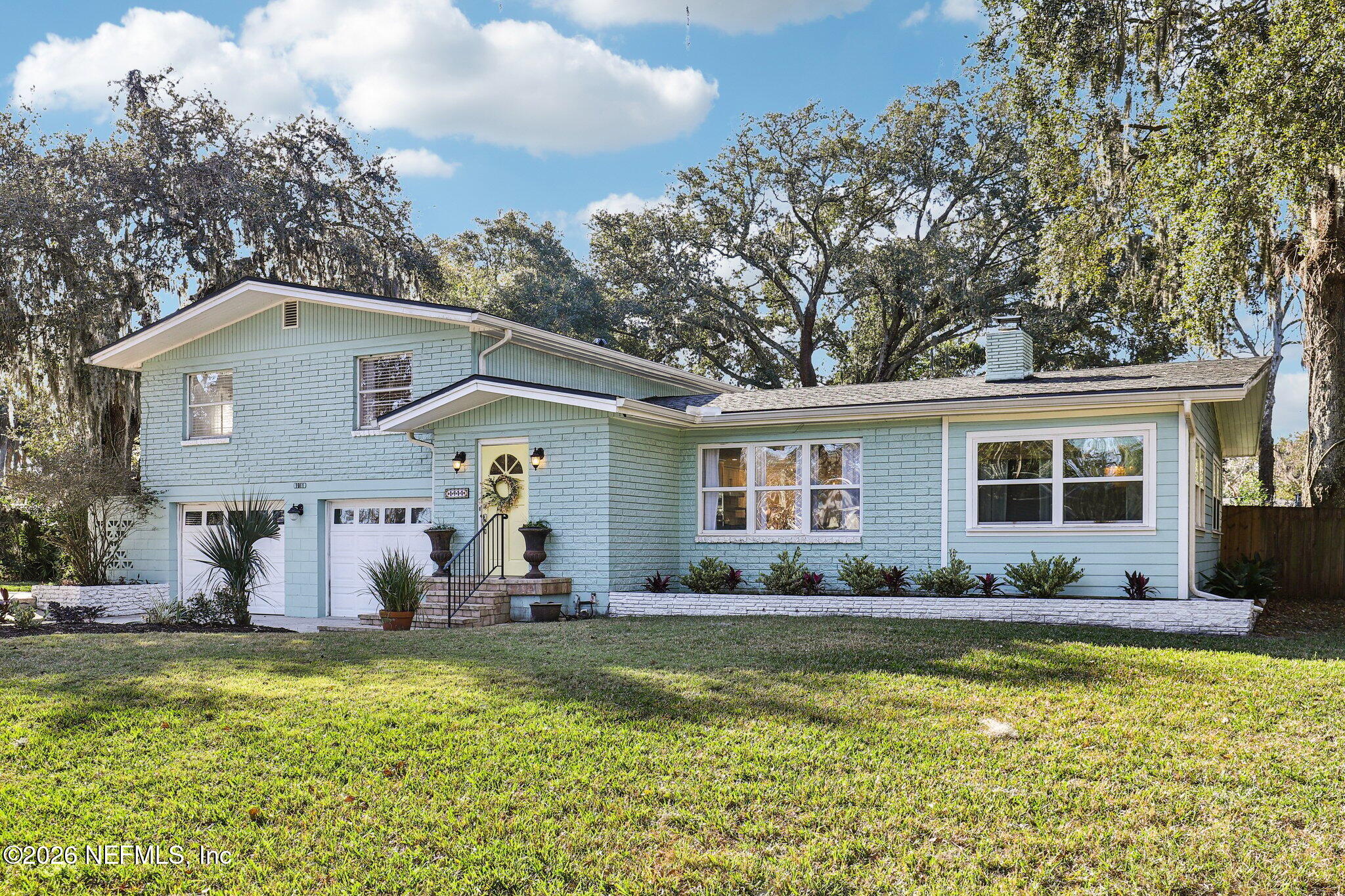 1911 Tanglewood Road Jacksonville Beach, FL 32250 - Photo 3 of 48 Welcome Home!