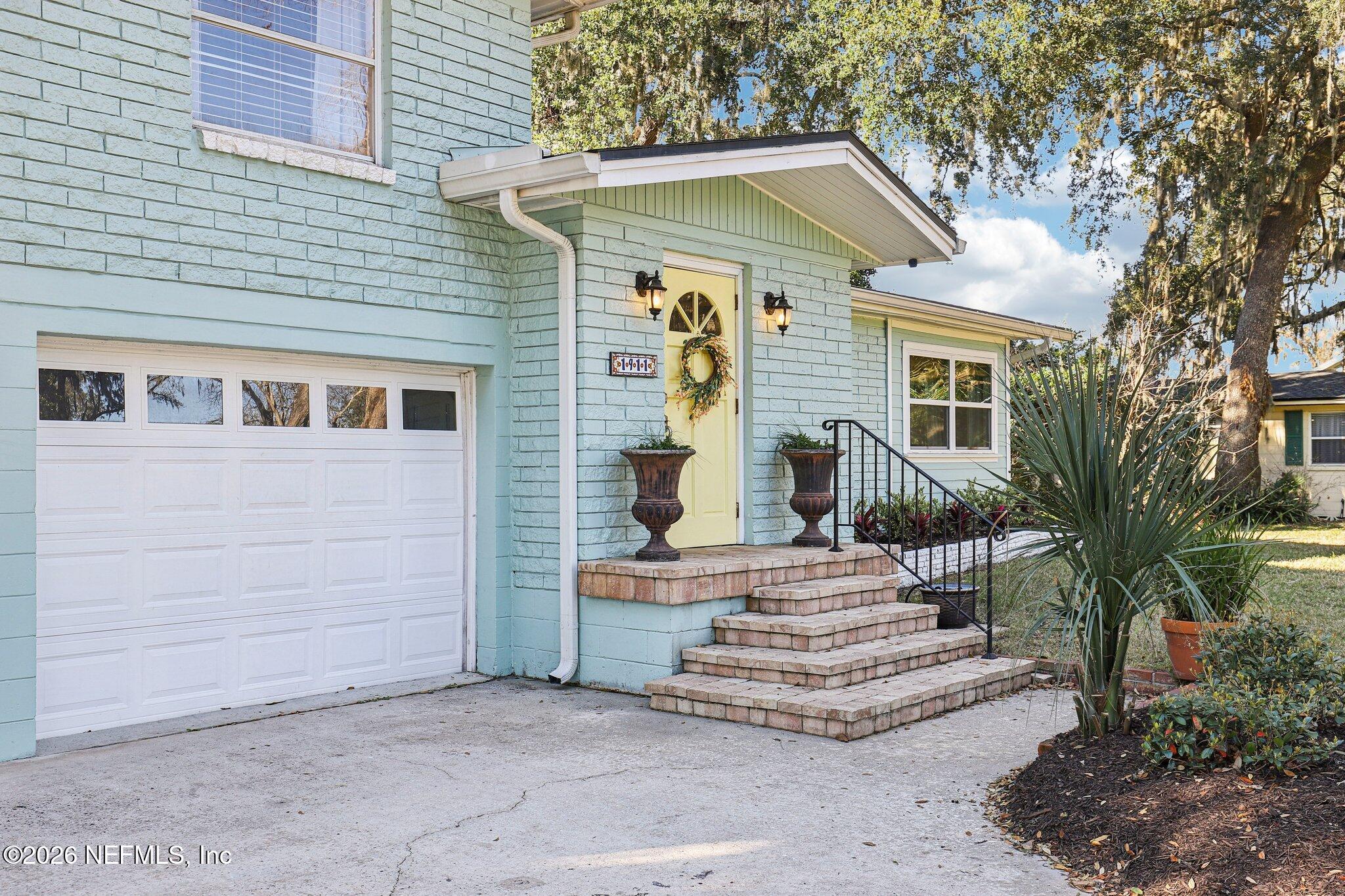 1911 Tanglewood Road Jacksonville Beach, FL 32250 - Photo 5 of 48 Welcome Home!