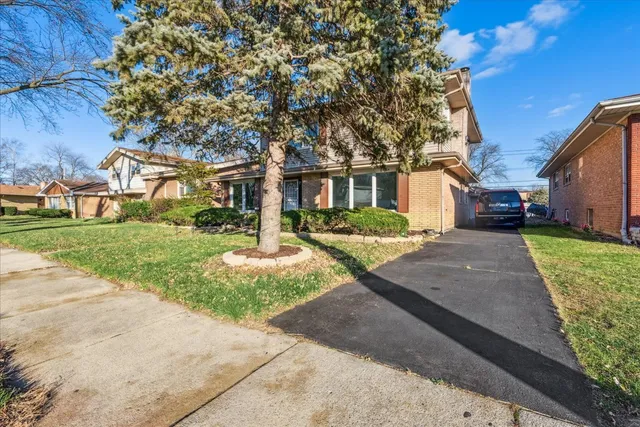 $275,000 | 14633 Parkside Drive, Dolton, IL 60419