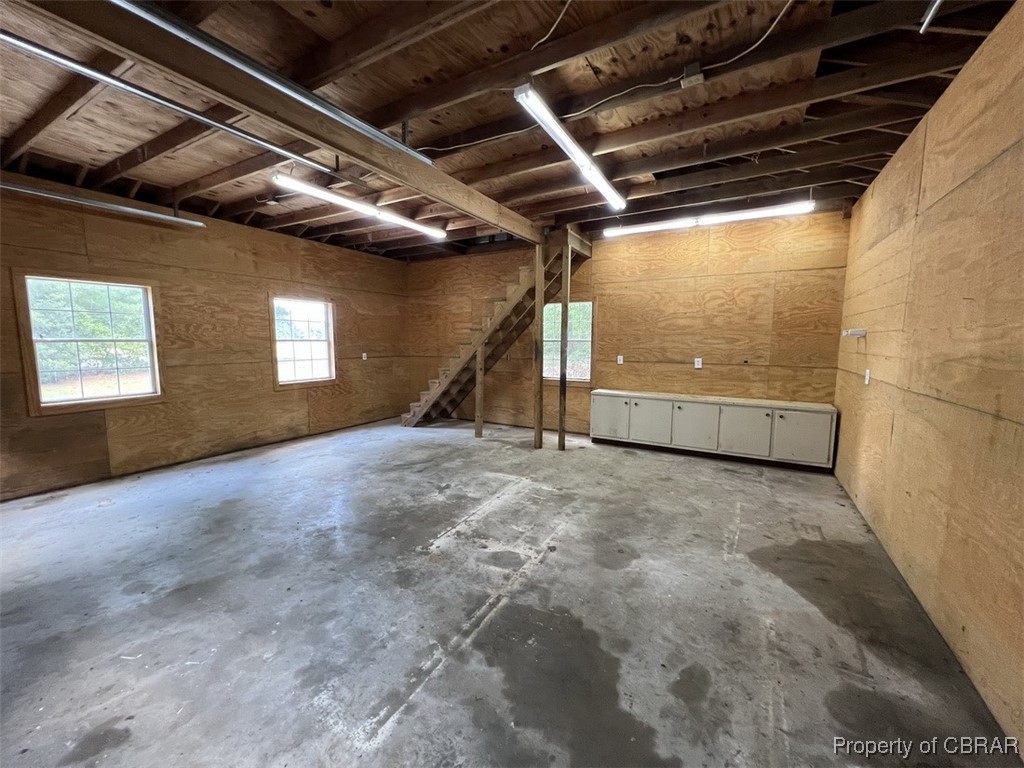 398 Philpot Road Locust Hill, VA 23092 - Photo 15 of 17 View of garage