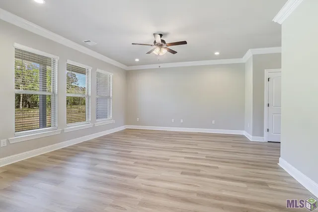 $1,900 | 23137 Antler Lake Drive, Denham Springs, LA 70726