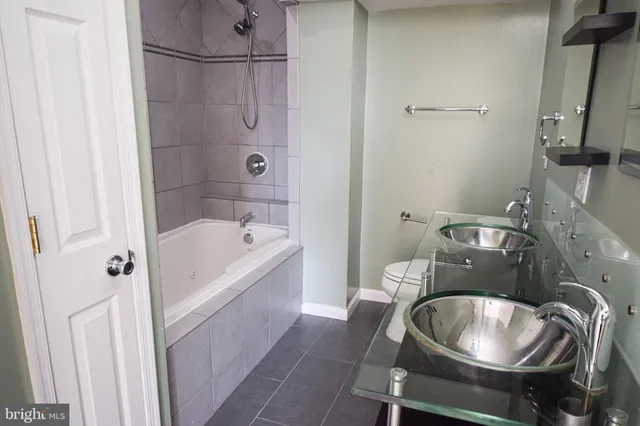 $2,300 | 3606 Hudson Street, Baltimore, MD 21224