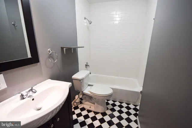 $2,300 | 3606 Hudson Street, Baltimore, MD 21224