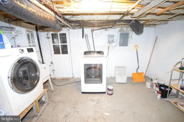 $2,300 | 3606 Hudson Street, Baltimore, MD 21224