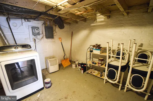 $2,300 | 3606 Hudson Street, Baltimore, MD 21224