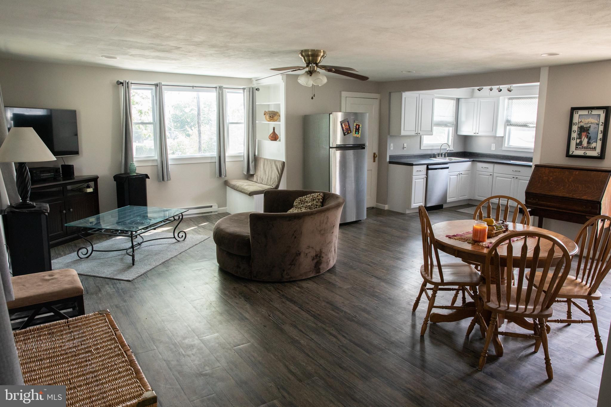 300 Funston Avenue Reading, PA 19607 - Photo 5 of 25