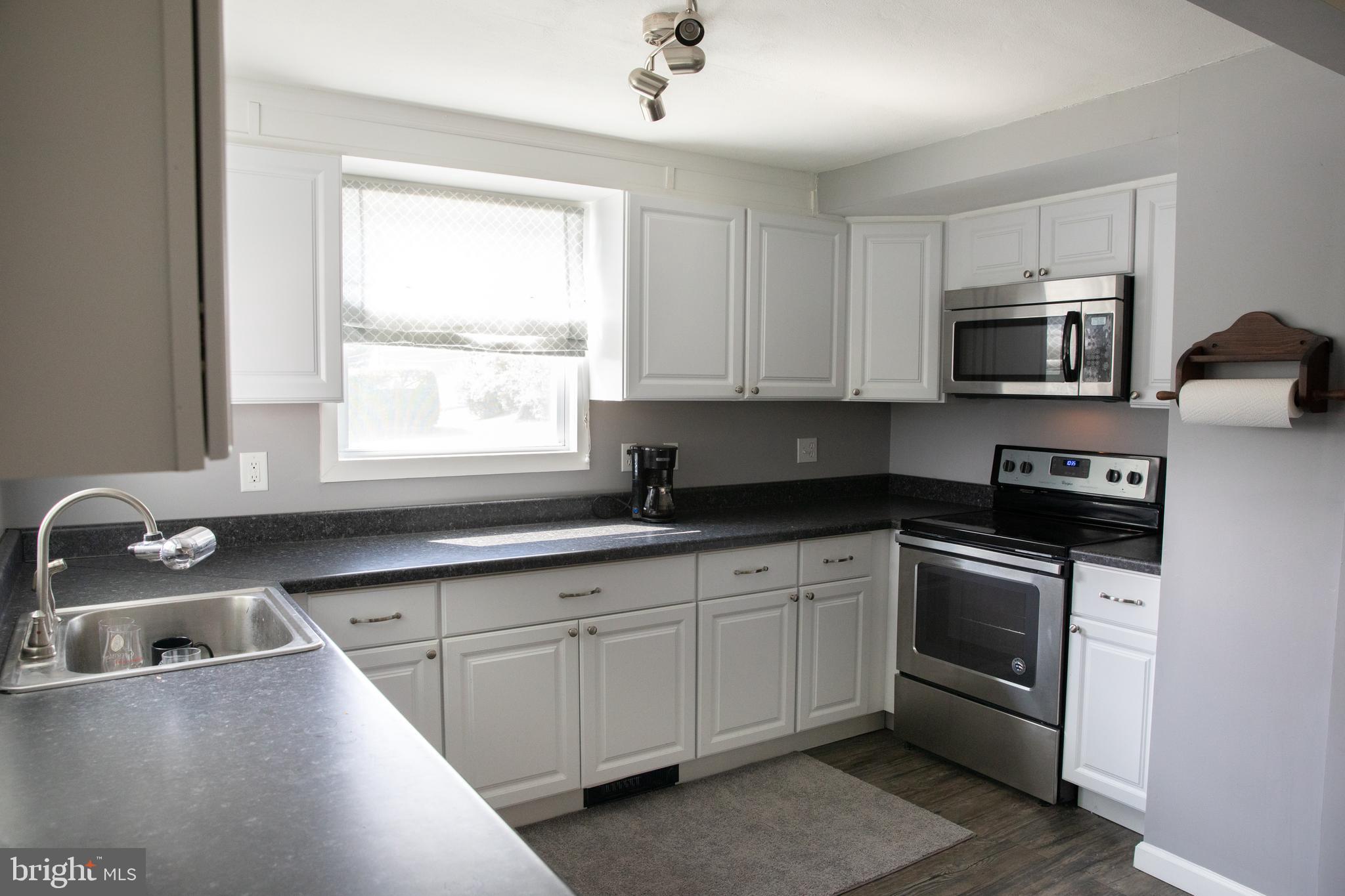 300 Funston Avenue Reading, PA 19607 - Photo 8 of 25