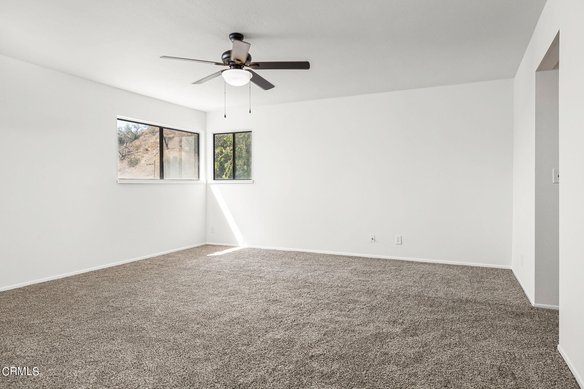1006 Amber Drive Santa Paula, CA 93060 - Photo 18 of 37 a view of an empty room with a window