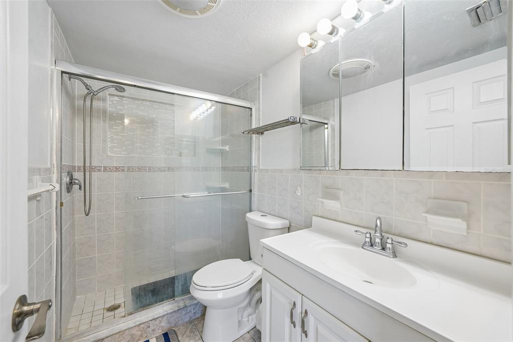 1133 Grand Boulevard Holiday, FL 34690 - Photo 16 of 35