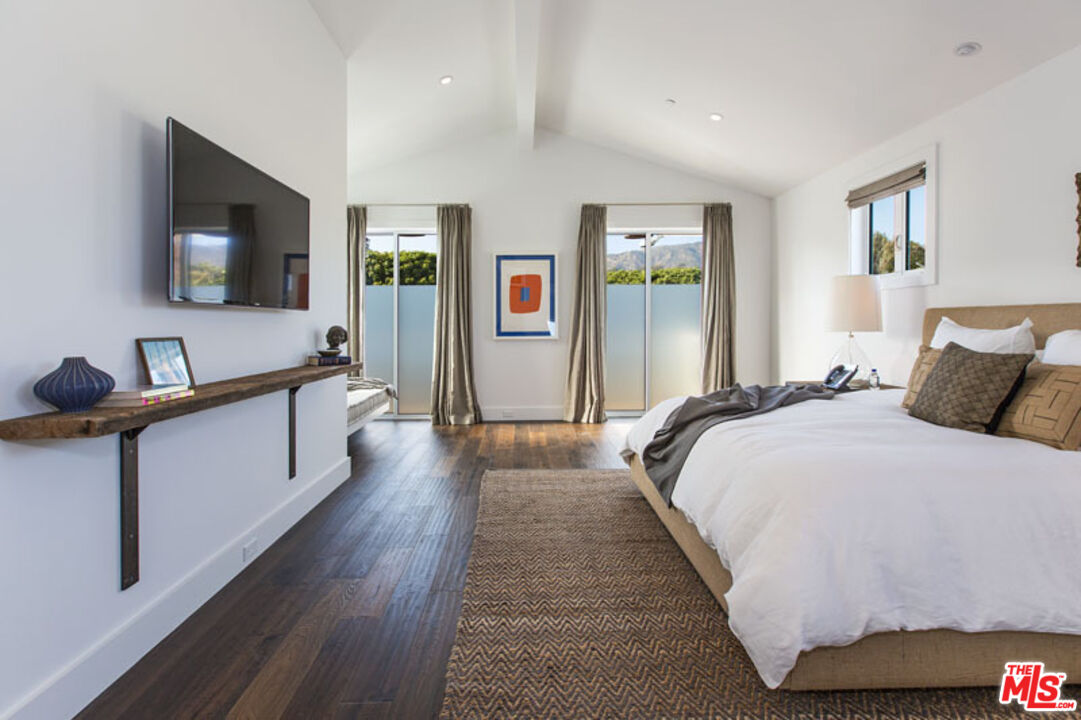 23812 Malibu Road Malibu, CA 90265 - Photo 40 of 44