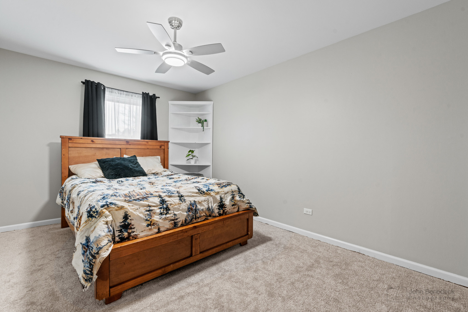 442 Hunters Way Fox River Grove, IL 60021 - Photo 22 of 36 Gallery Image 22