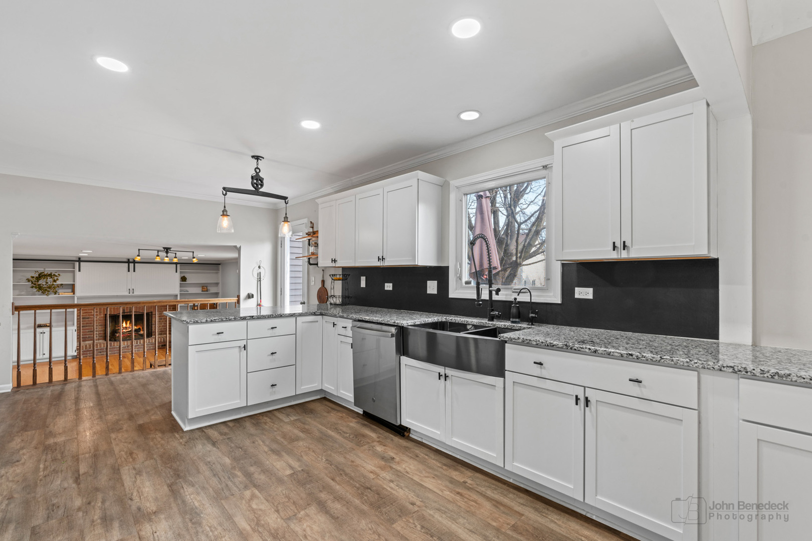 442 Hunters Way Fox River Grove, IL 60021 - Photo 7 of 36 Gallery Image 7