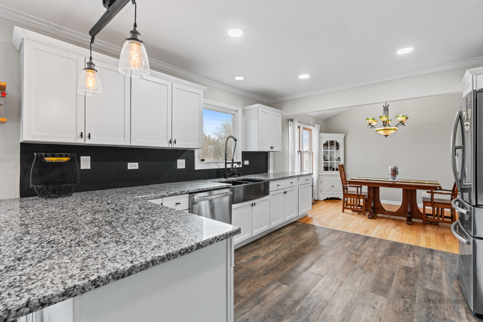442 Hunters Way Fox River Grove, IL 60021 - Photo 9 of 36 Gallery Image 9