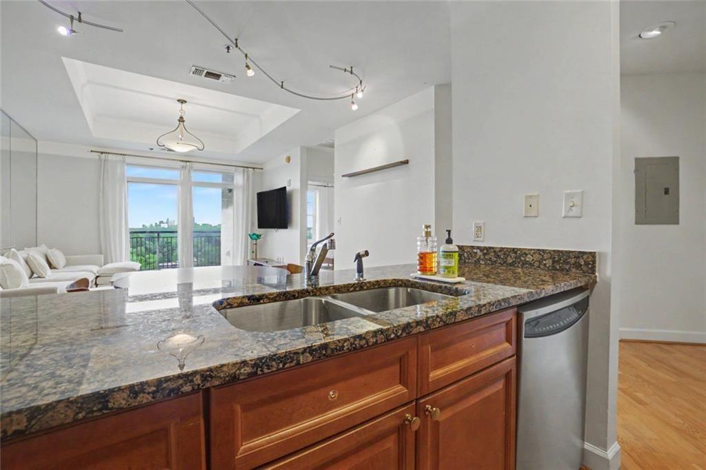325 East Paces Ferry Road Northeast, Unit 1107 Atlanta, GA 30305 - Photo 2 of 43