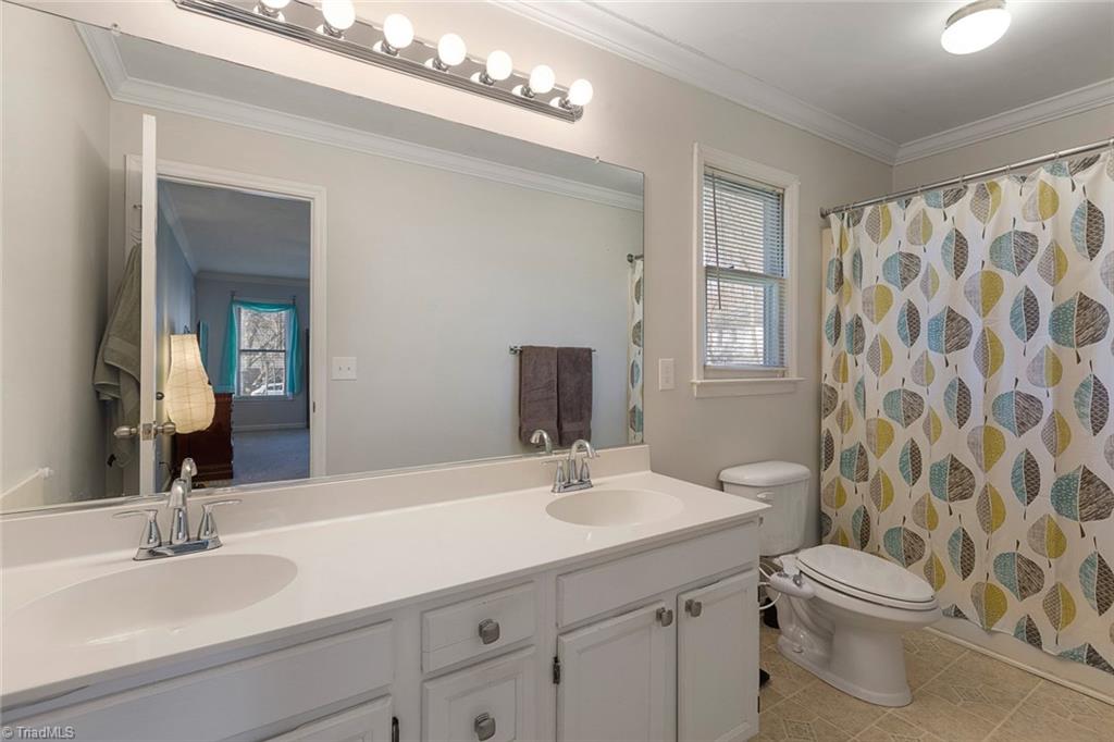 4003 Loch Mere Road High Point, NC 27265 - Photo 17 of 24 Gallery Image 17