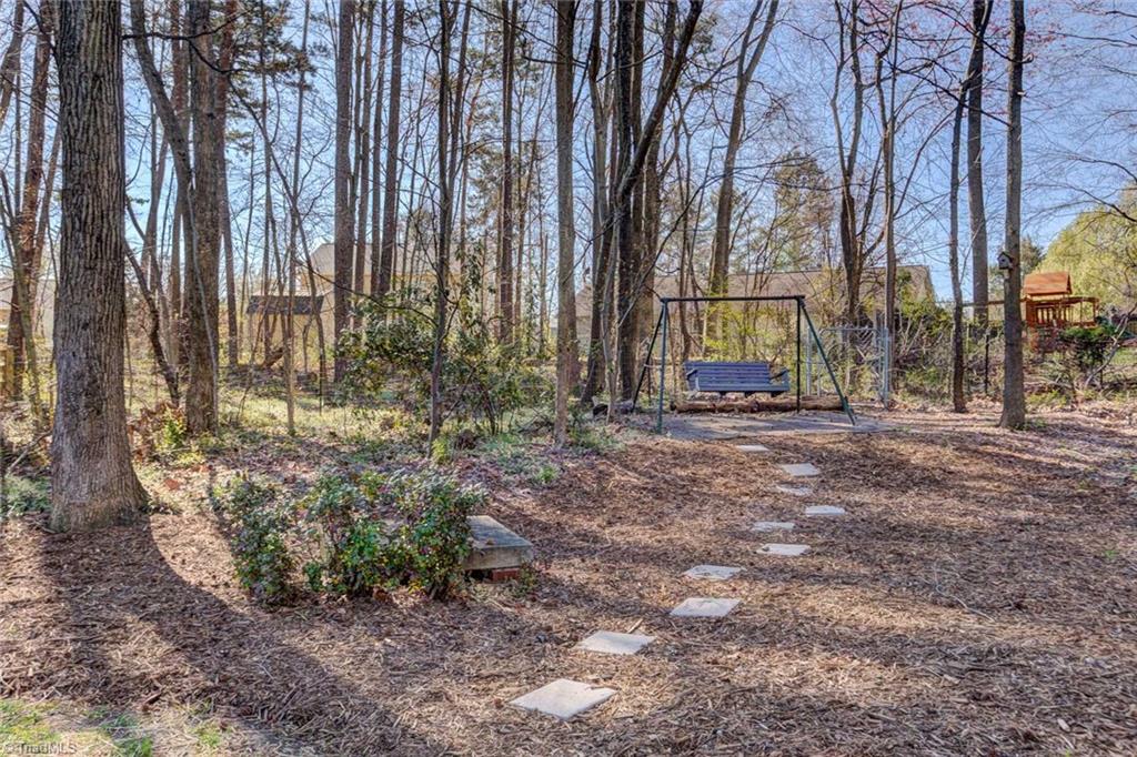 4003 Loch Mere Road High Point, NC 27265 - Photo 23 of 24 Gallery Image 23