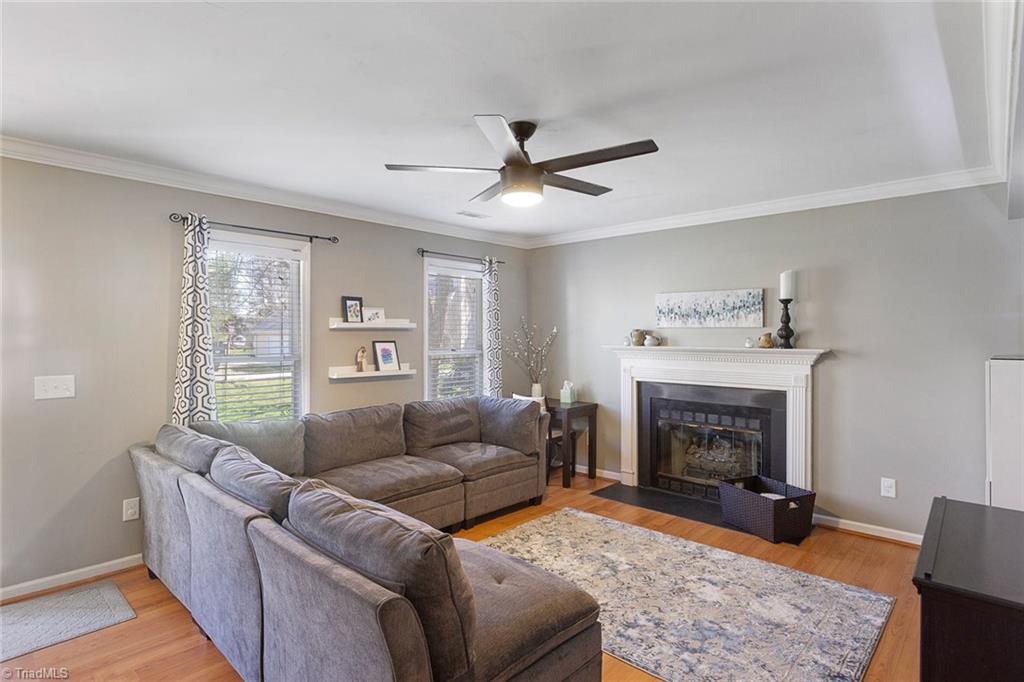4003 Loch Mere Road High Point, NC 27265 - Photo 5 of 24 Gallery Image 5