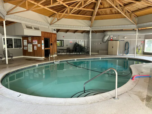 $179,000 | 10511 Cedar Lake Road, Unit 218, Minnetonka, MN 55305