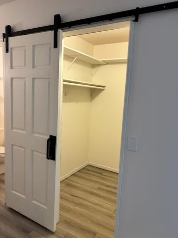 $179,000 | 10511 Cedar Lake Road, Unit 218, Minnetonka, MN 55305