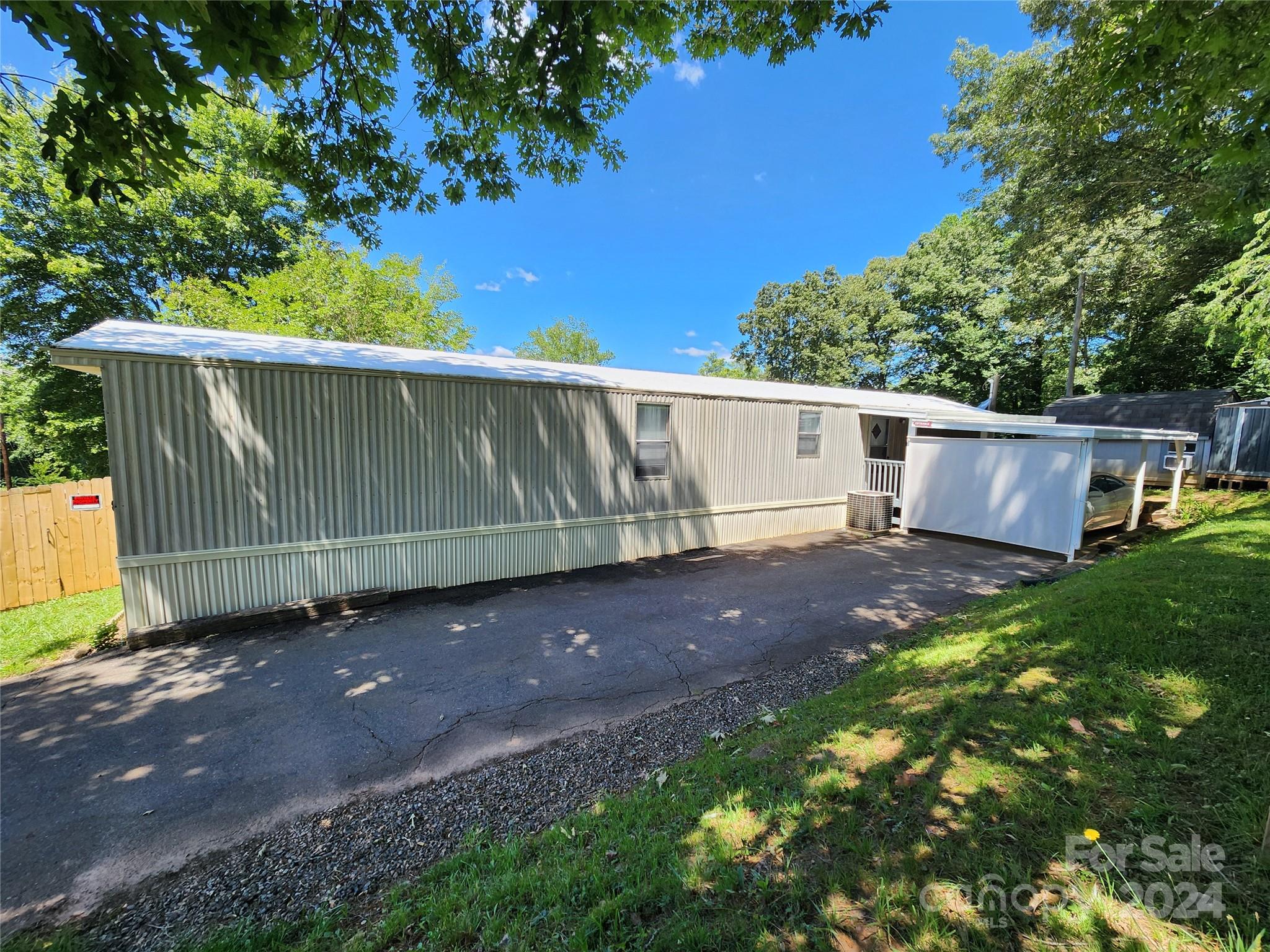 6 Delta Loop Asheville, NC 28806 - Photo 2 of 46