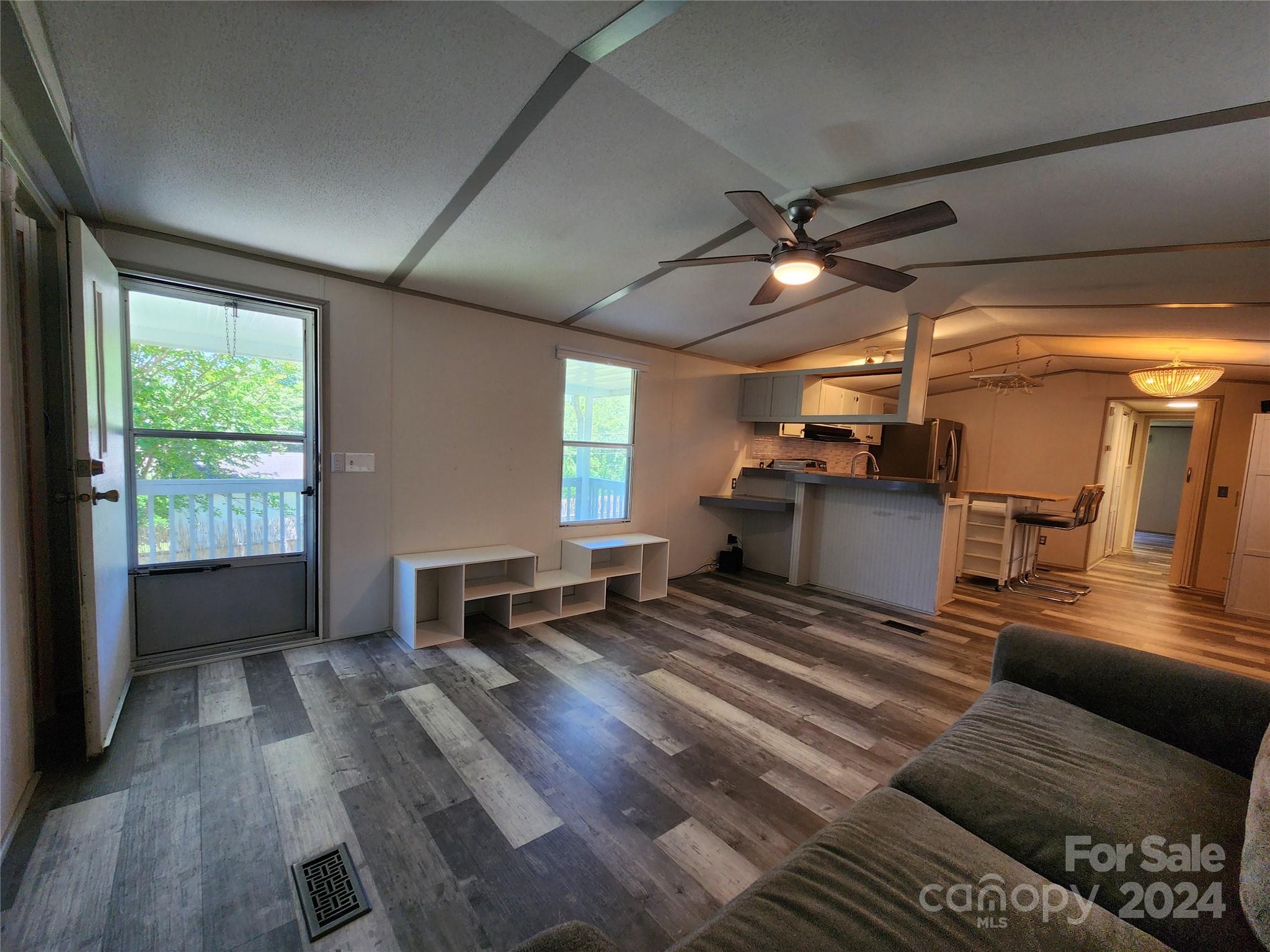 6 Delta Loop Asheville, NC 28806 - Photo 4 of 46