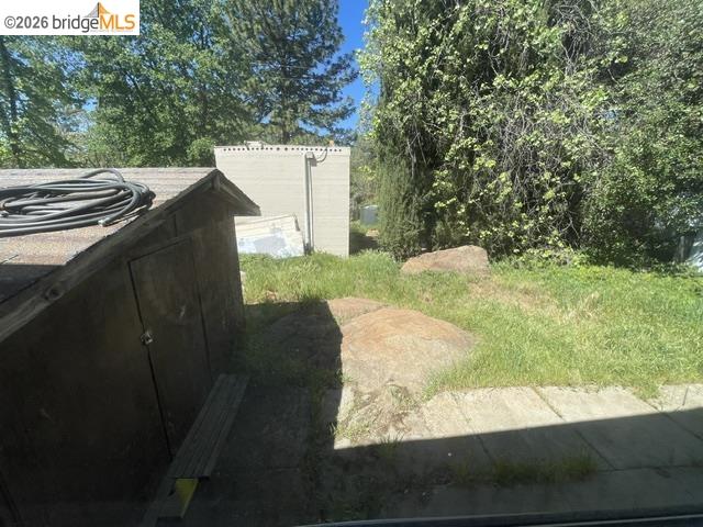 16629 Allison Way, Unit 4 Sonora, CA 95370 - Photo 25 of 25 a view of backyard with hardwood