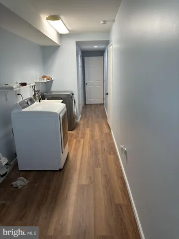 a bed room with a bed