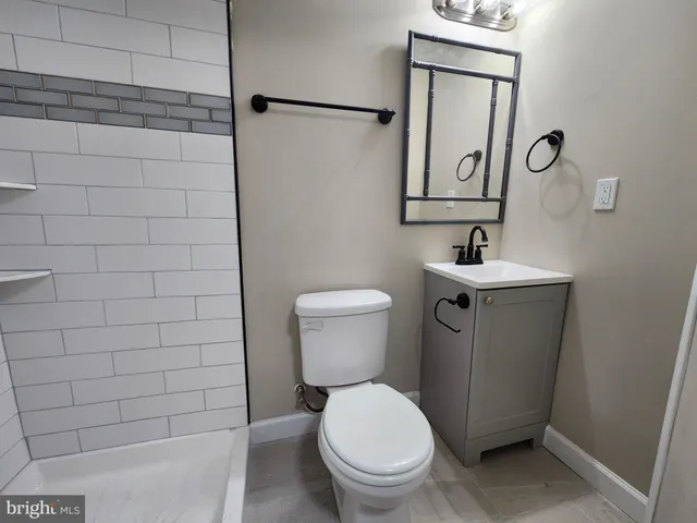 $2,300 | 1925 Ewald Avenue, Baltimore, MD 21222