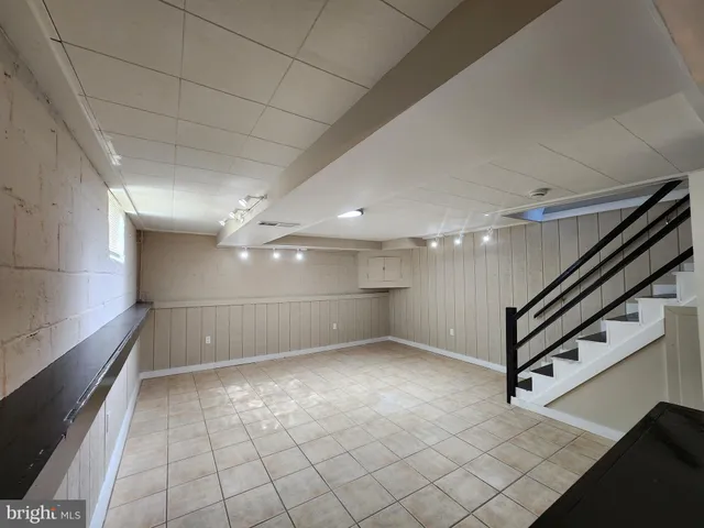 $2,300 | 1925 Ewald Avenue, Baltimore, MD 21222